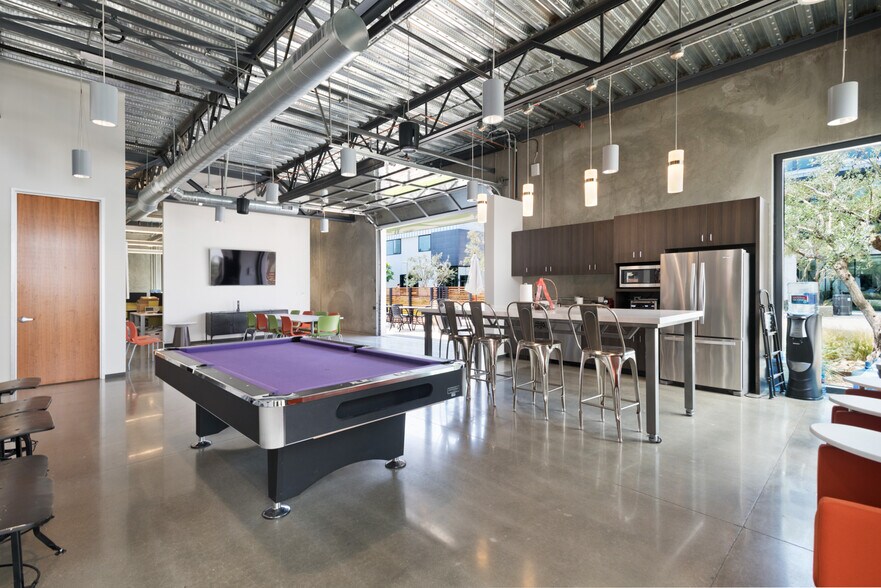 More Photos Of 2250 E Maple Ave, El Segundo Loft Creative Space For Lease