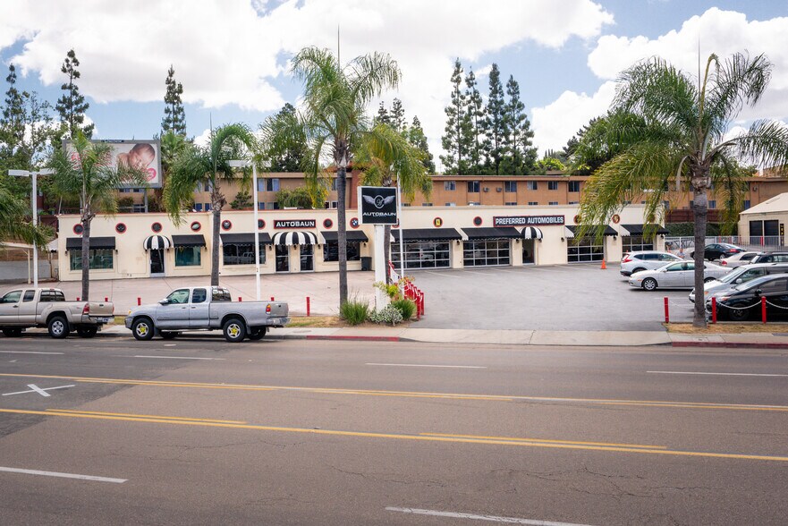 More Photos Of 6035-6075 Mission Gorge Rd, San Diego Unknown For Lease