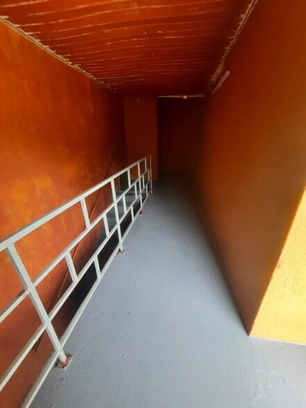 More Photos Of 124 Woods Ave, Caryville Hotel For Sale