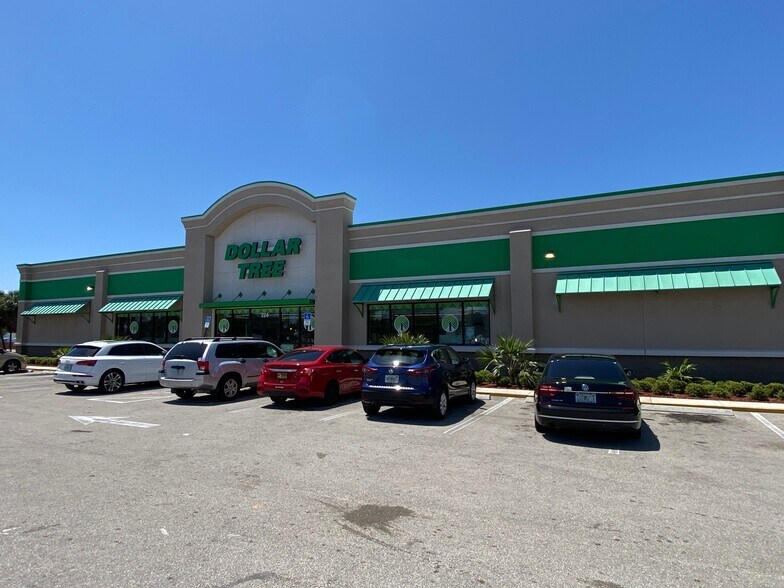 More Photos Of 224 N 3rd St, Lantana Freestanding For Sale