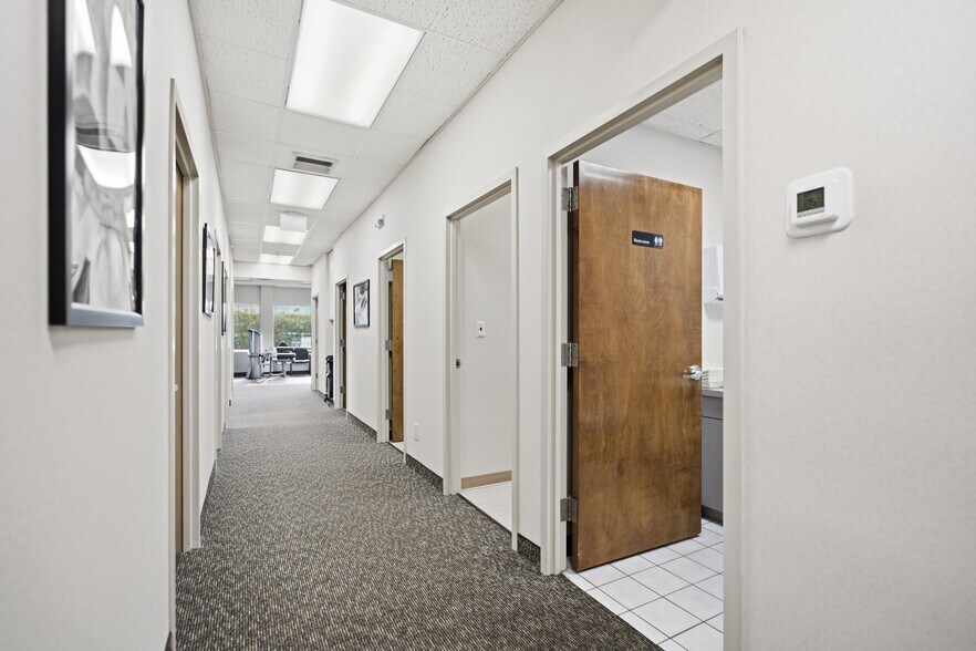 More Photos Of , Garden City Office For Sale