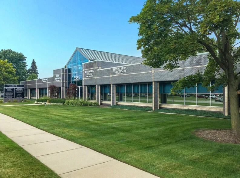 Primary Photo Of 5555 Metropolitan Pky, Sterling Heights Medical For Lease