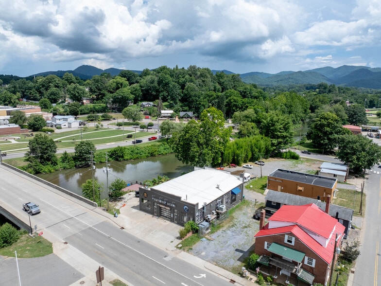 More Photos Of 339 Park St, Canton Restaurant For Sale