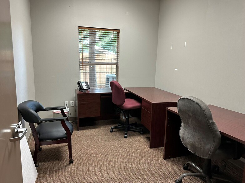 More Photos Of 2053 Gause Blvd E, Slidell Office For Lease