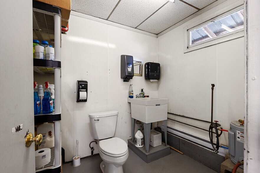 More Photos Of 350 Upper Main St, Fairfield Industrial For Sale