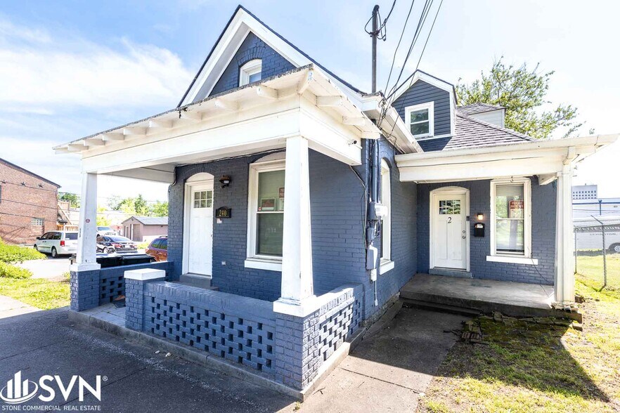 More Photos Of 240 E Third St, Lexington Office For Sale