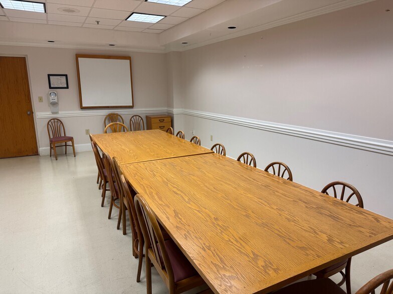 More Photos Of Hospital Adaptive Redevelopment Focus - Workforce & USC Student Housing, Union Flex For Sale