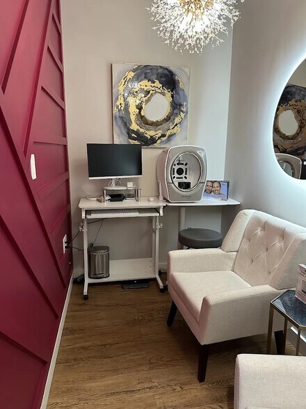 More Photos Of 310 Gold Creek Trl, Woodstock Medical For Lease