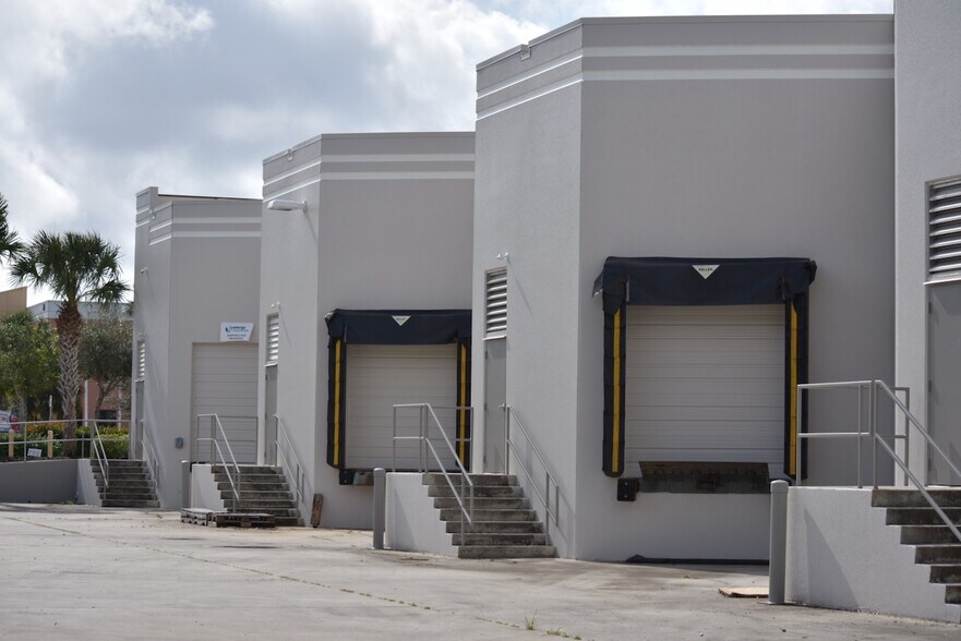 More Photos Of 71-79 Mid Cape Ter, Cape Coral Unknown For Lease