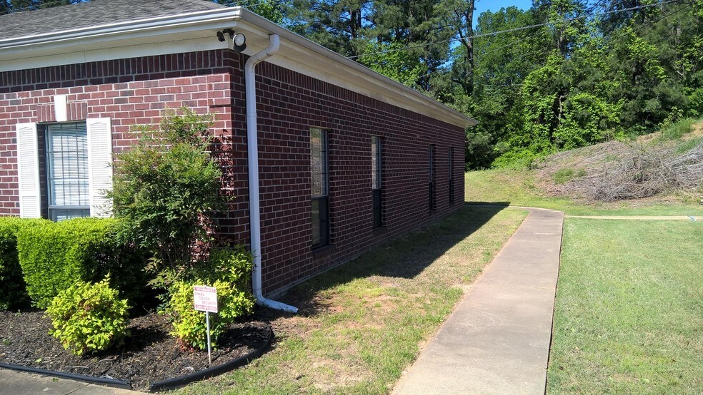 More Photos Of 2007 Oak Tree Dr, Hernando Medical For Lease