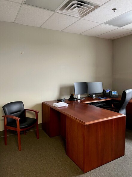 More Photos Of 1249 Cocoa Ave, Hershey Medical For Lease