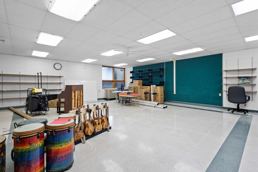 More Photos Of W11195 WI-127, Portage Schools For Sale