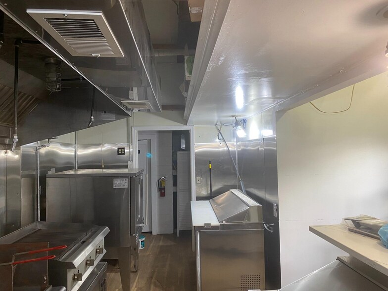 More Photos Of 121 Main St, Lovingston Restaurant For Sale