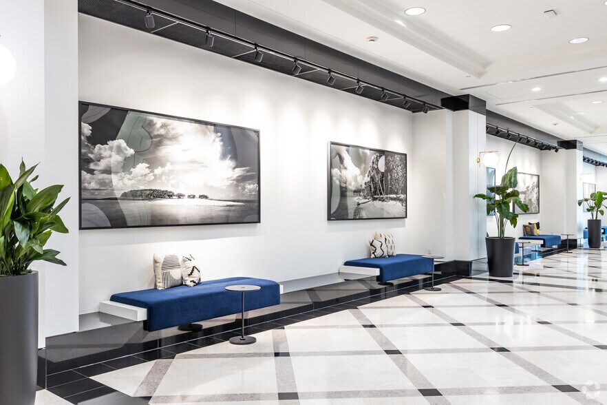 More Photos Of 1111 Brickell Ave, Miami Office For Lease