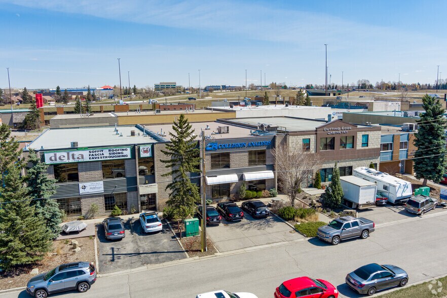 More Photos Of 39 Skyline Cres NE, Calgary Warehouse For Sale