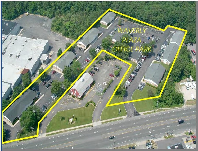 More Photos Of 440-450 Waverly Ave, Patchogue Office For Sale