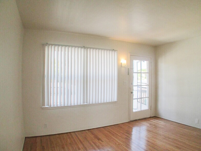 More Photos Of 440 N Zona Ct, Long Beach Multifamily For Sale