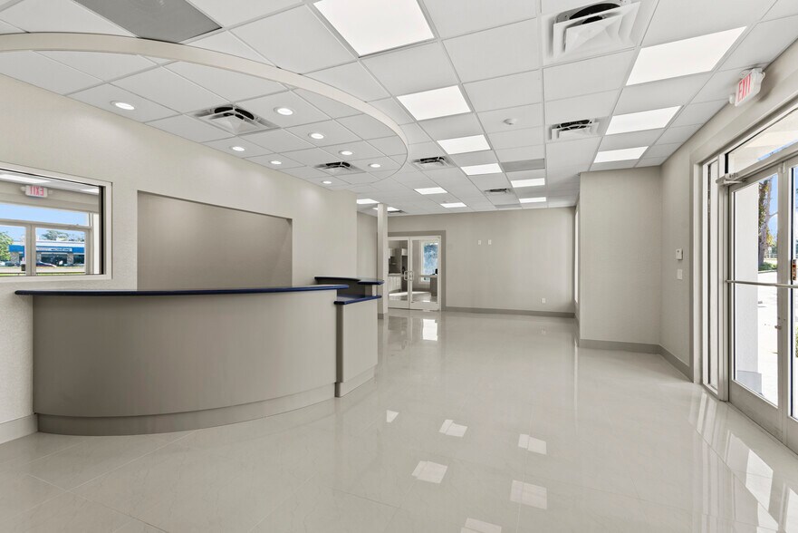 More Photos Of 431 N Kirkman Rd, Orlando Medical For Lease