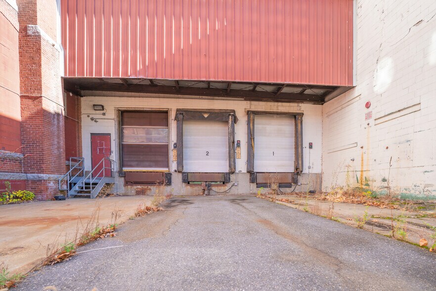 More Photos Of 20 Cameron St, Clinton Warehouse For Sale