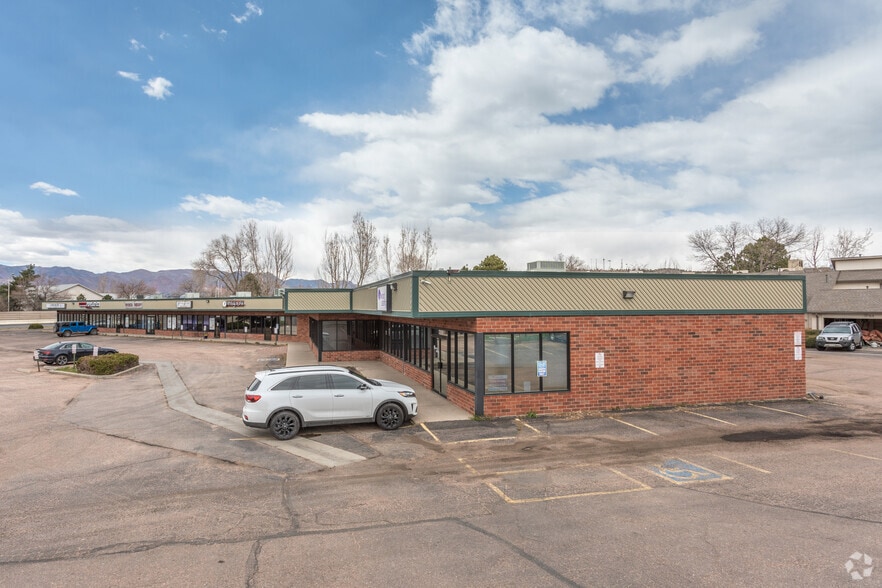 More Photos Of 3352-3366 Templeton Gap Rd, Colorado Springs General Retail For Lease