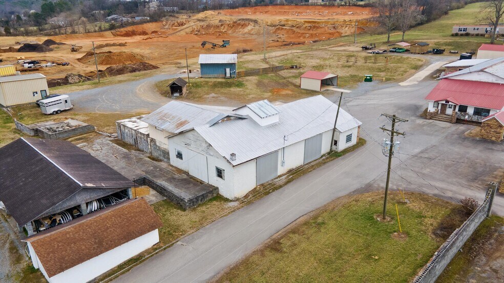 More Photos Of , Maryville Unknown For Sale