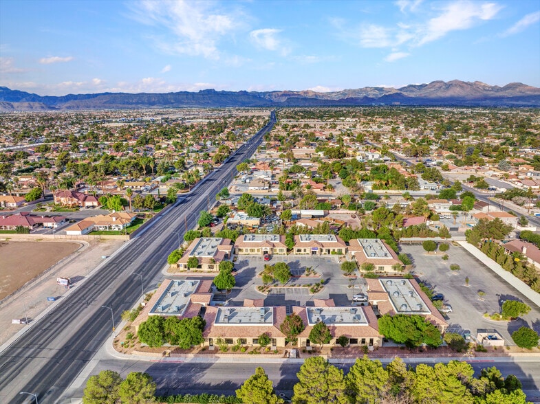 More Photos Of 6206 W Desert Inn Rd, Las Vegas Office For Lease