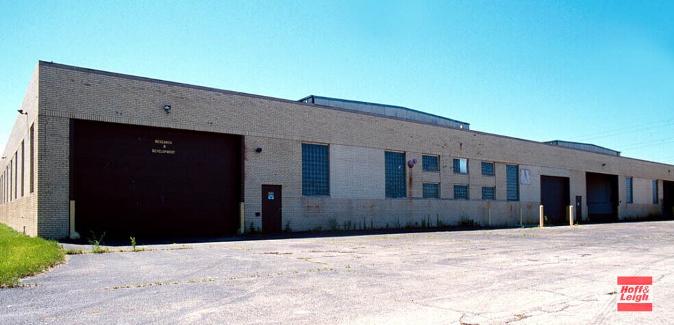 More Photos Of 8700 Brookpark Rd, Brooklyn Flex For Sale