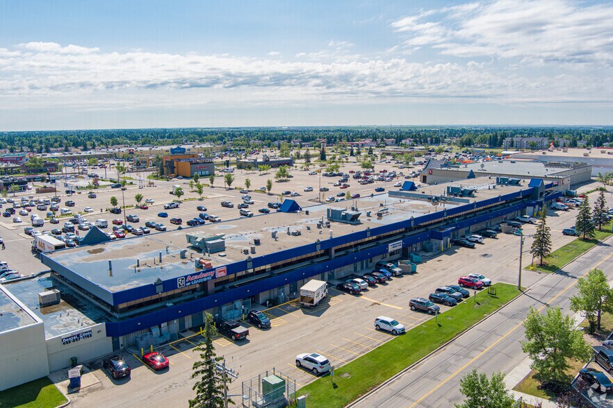 More Photos Of 495 36 St NE, Calgary Storefront Retail Office For Lease