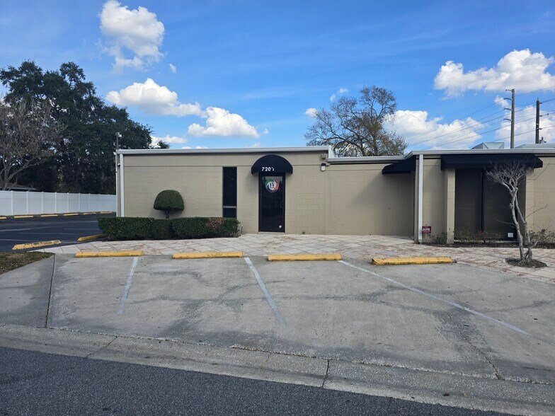 More Photos Of 7201-7205 Aloma Ave, Winter Park Office For Lease