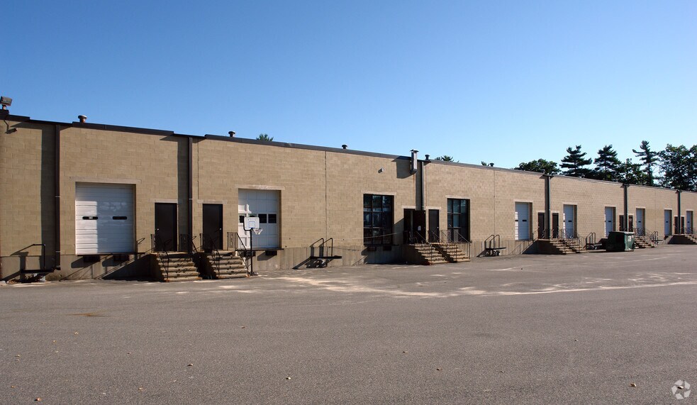 30 Pond Park Rd, Hingham, MA 02043 Flex/R&D For Lease