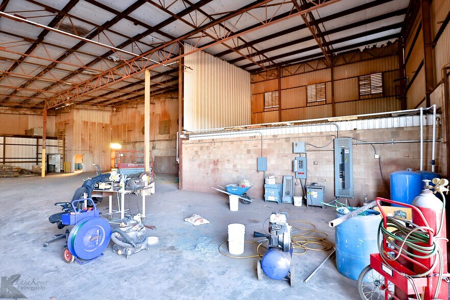 More Photos Of 3097 Brick Plant Rd, Snyder Manufacturing For Sale