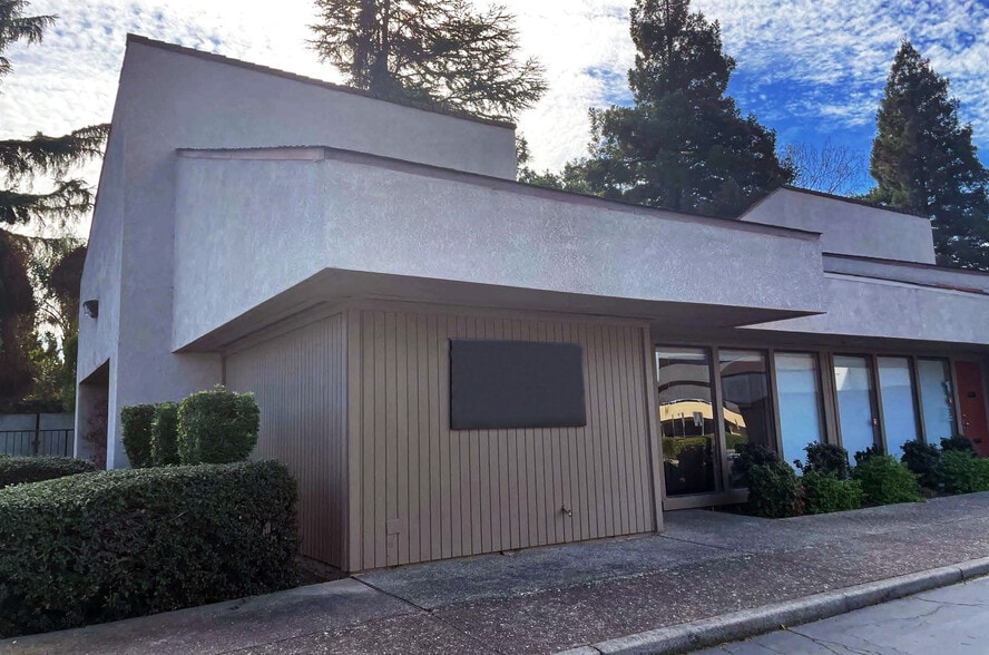 Primary Photo Of 2522 Grand Canal Blvd, Stockton Office For Lease