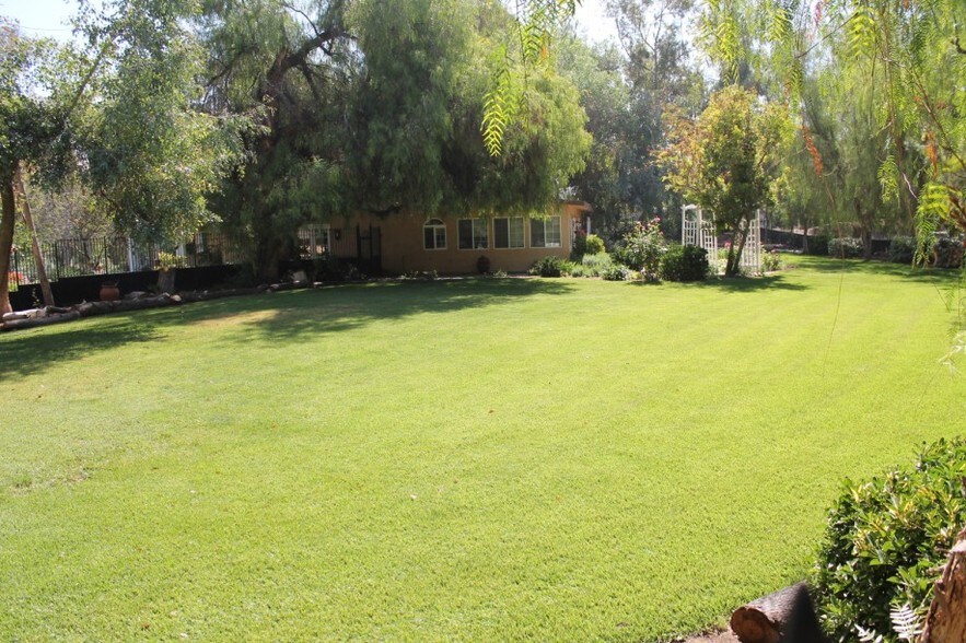 More Photos Of 28741-28911 San Timoteo Canyon Rd, Redlands Horse Stables For Sale