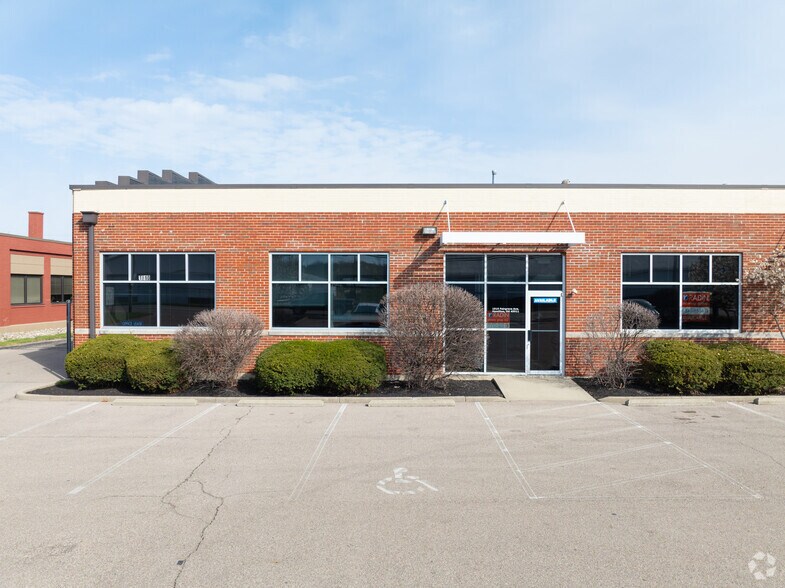 More Photos Of 1910 Fairgrove Ave, Hamilton Light Distribution For Lease