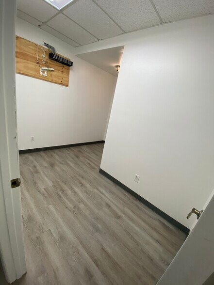 More Photos Of 13555 Automobile Blvd, Clearwater Medical For Lease