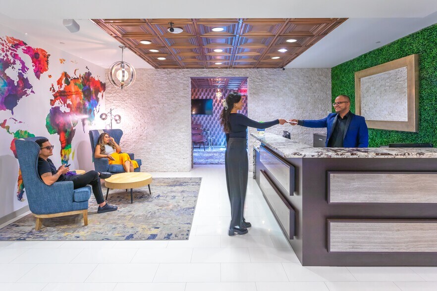 More Photos Of 2525 Ponce de Leon Blvd, Coral Gables Coworking Space