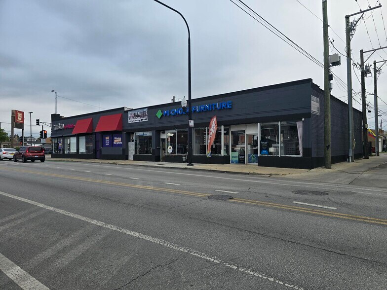 More Photos Of 5159 W Diversey Ave, Chicago Storefront For Sale