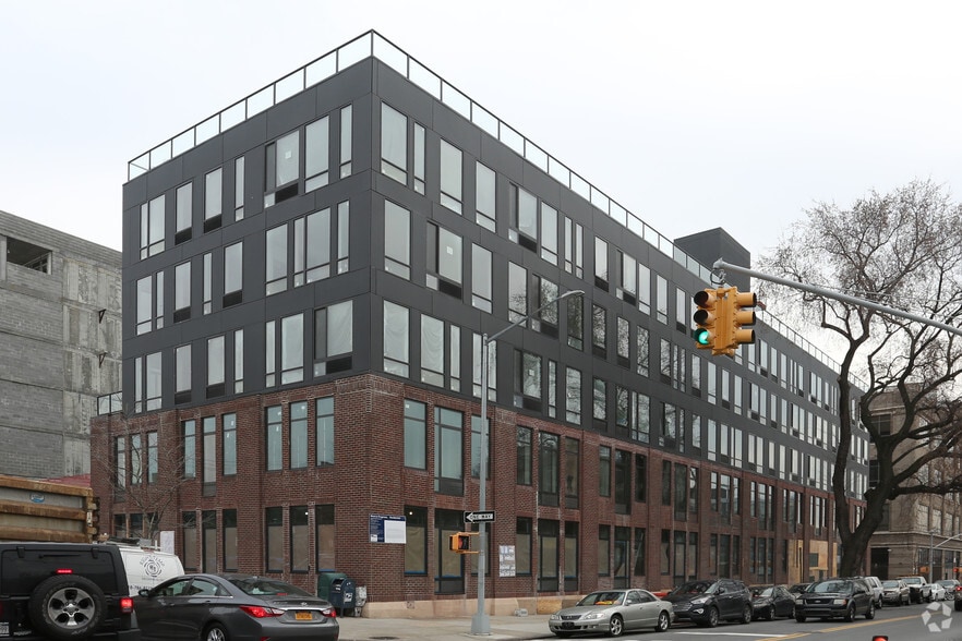 Primary Photo Of 33-01 38th Ave, Long Island City Apartments For Lease