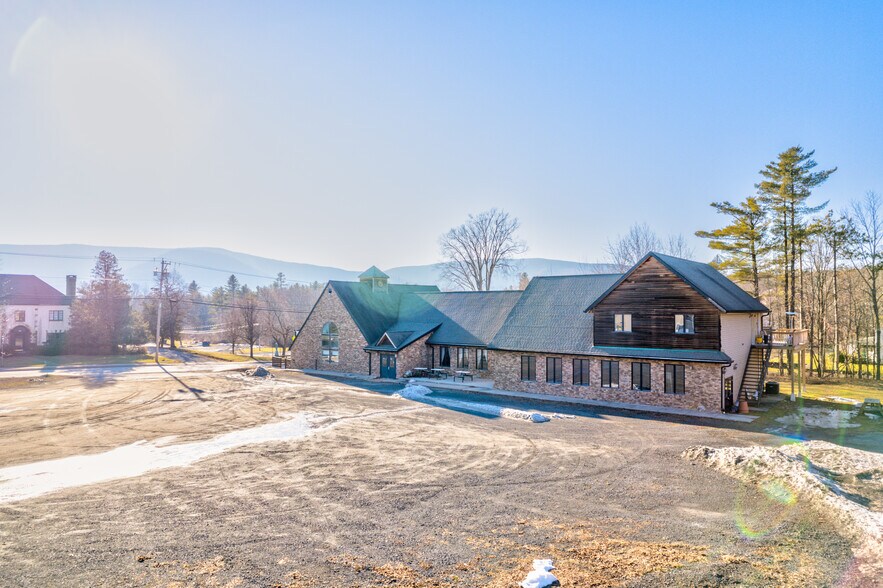 More Photos Of 6254 Main St, Tannersville Restaurant For Sale