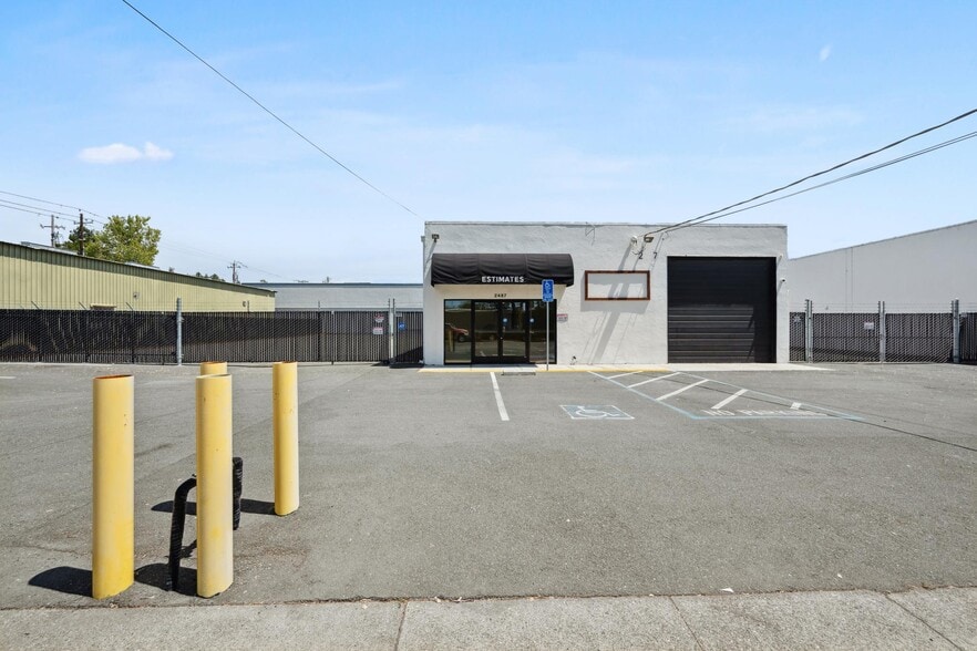 More Photos Of 2475 Bluebell Dr, Santa Rosa Industrial For Lease