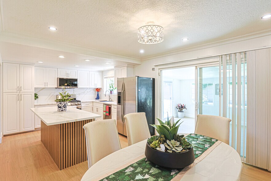 More Photos Of 17819 Bay St, Fountain Valley Specialty For Sale