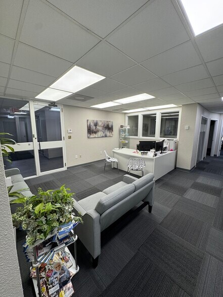 More Photos Of 6299 Nall Ave, Mission Office For Lease