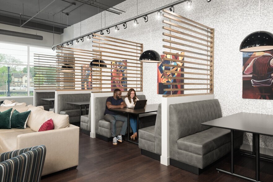 More Photos Of 5829 Madison Rd, Cincinnati Apartments For Lease
