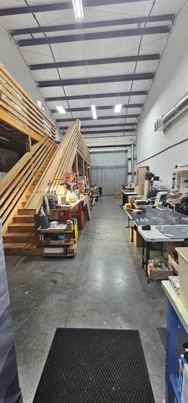 More Photos Of 4532 McAshton St, Sarasota Truck Terminal For Sale