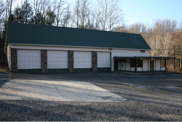Primary Photo Of 1529 Tyrone Rd, Morgantown Warehouse For Sale