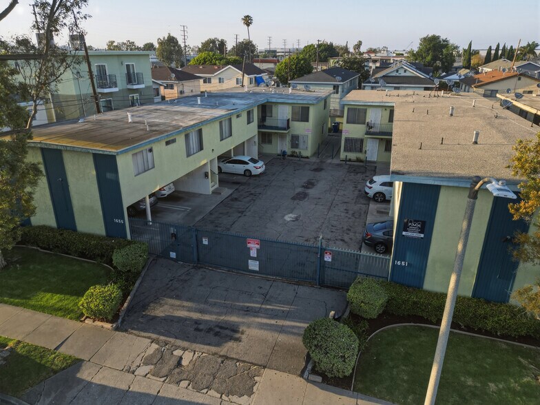 More Photos Of 1651-1655 W 206th St, Torrance Apartments For Sale
