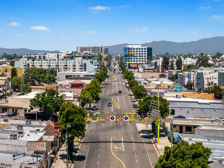 More Photos Of 11130 Huston St, North Hollywood Apartments For Sale