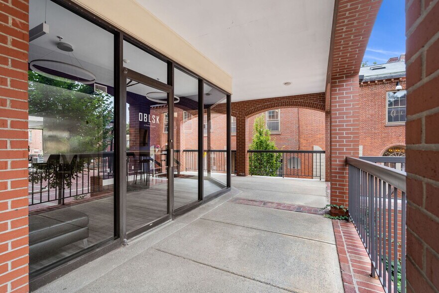 More Photos Of 5-15 Derby Sq, Salem Office For Lease
