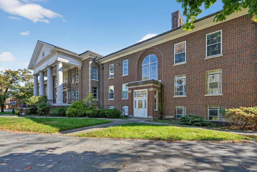 More Photos Of 1918 Mechanicsburg Rd, Springfield Rehabilitation Center For Sale