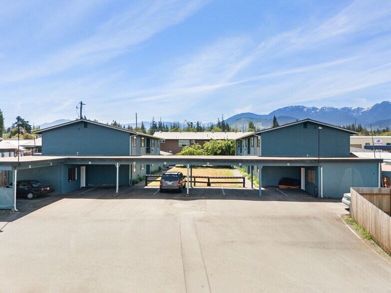 Primary Photo Of 2938 E Walnut St, Port Angeles Apartments For Sale
